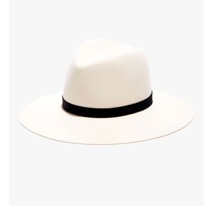 Janessa Leone Camellia Hat